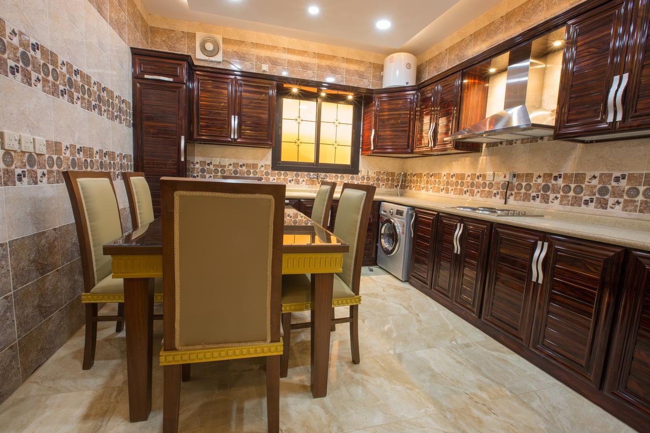 Luxury Hotel Apartments Tabuk Exterior foto