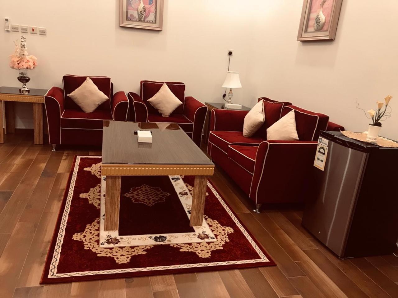 Luxury Hotel Apartments Tabuk Exterior foto